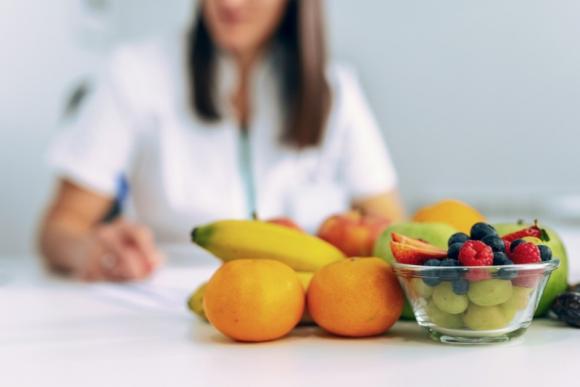 Médecin nutritionniste